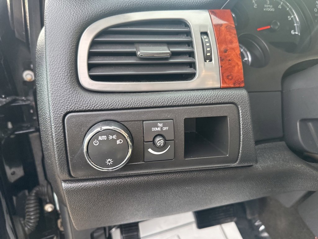 Used 2012 Chevrolet Tahoe LS w/ Convenience Package image 16