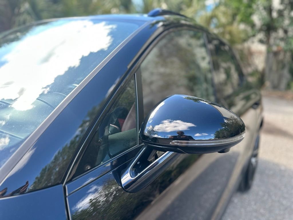 Used 2023 Porsche Macan image 6