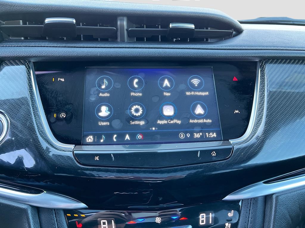 Used 2024 Cadillac XT6 Sport image 15