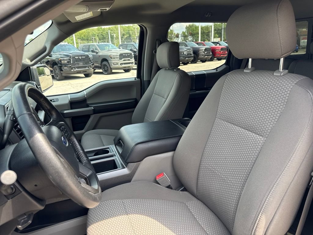 Used 2018 Ford F150 XLT w/ Equipment Group 302A Luxury AWD/4WD image 46