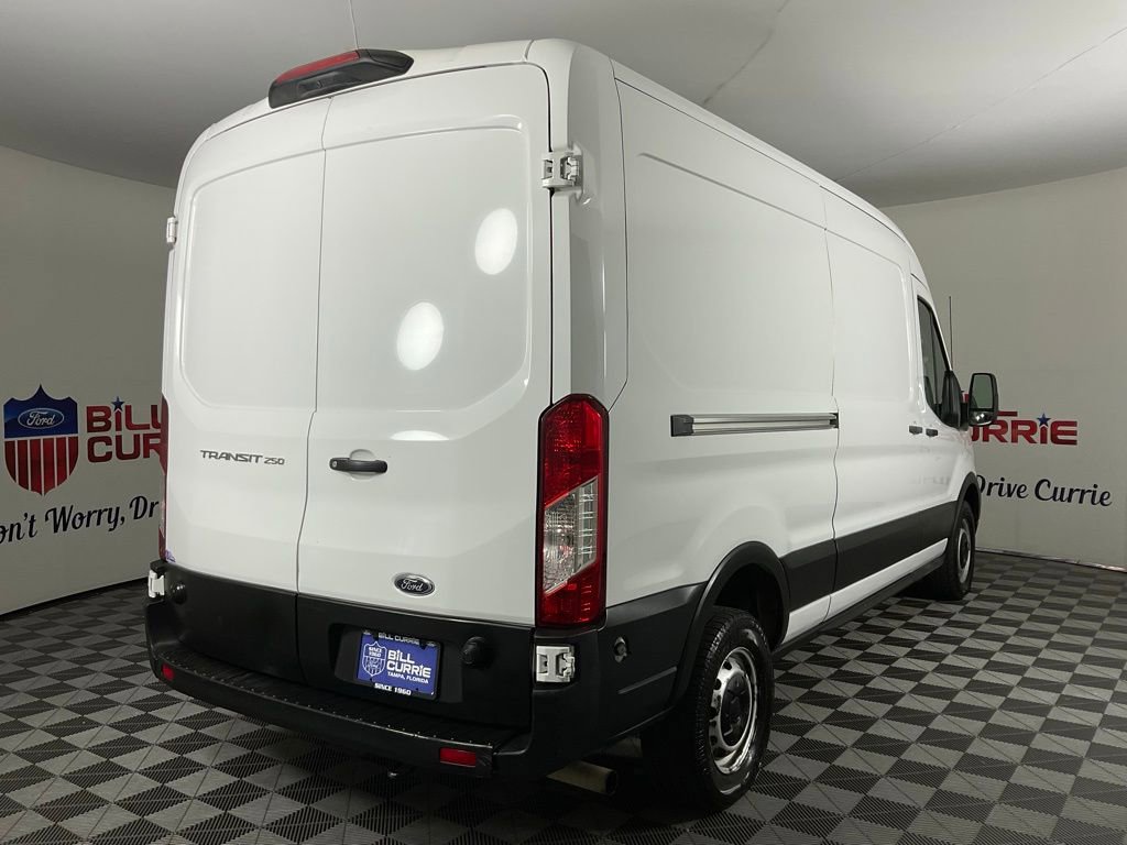 Used 2024 Ford Transit 250 148 Medium Roof RWD image 3