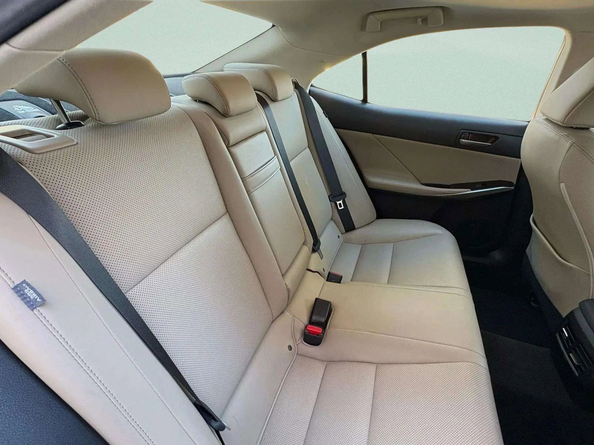 Used 2017 Lexus IS 300 AWD w/ Premium Package image 14