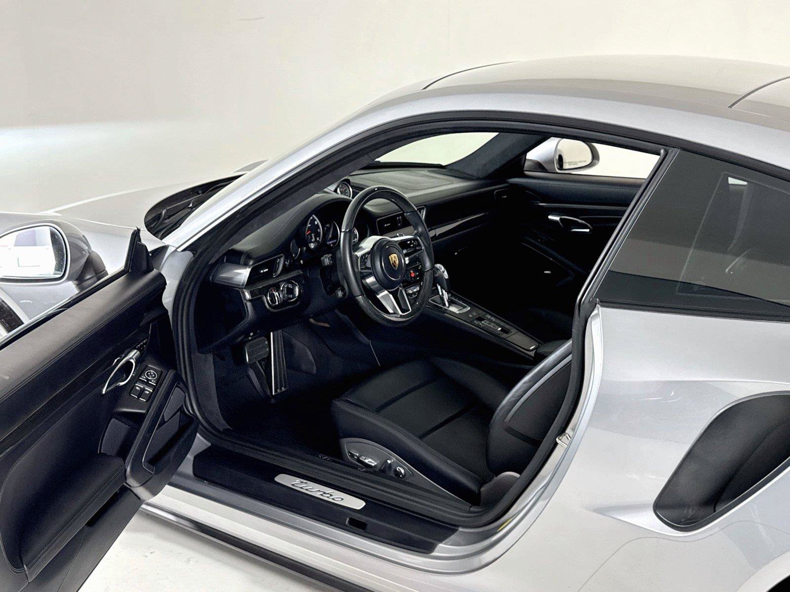Used 2017 Porsche 911 Turbo AWD/4WD image 11