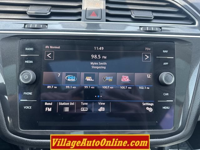 Used 2018 Volkswagen Tiguan SEL AWD/4WD image 19