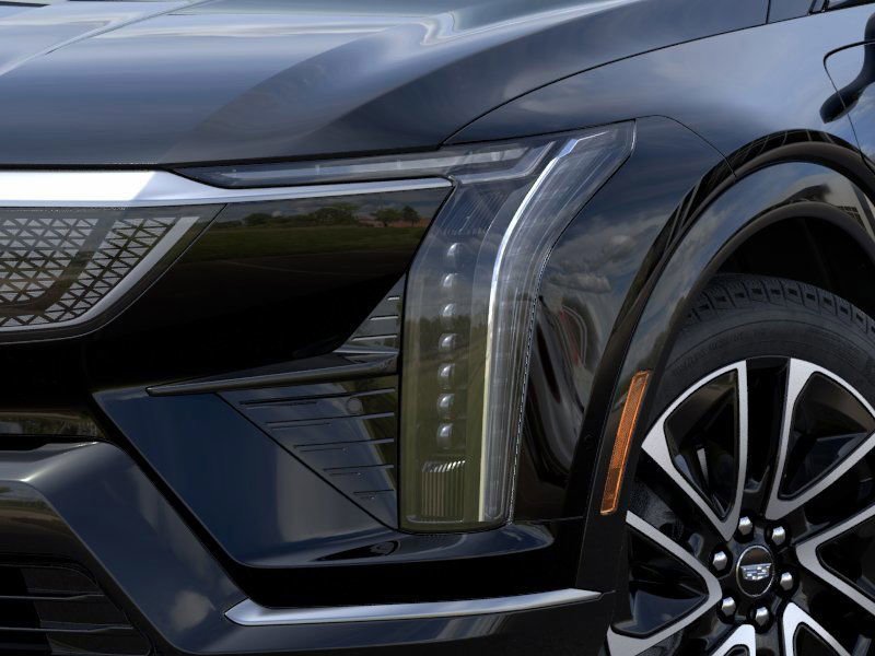 New 2025 Cadillac Optiq Sport 1 image 10