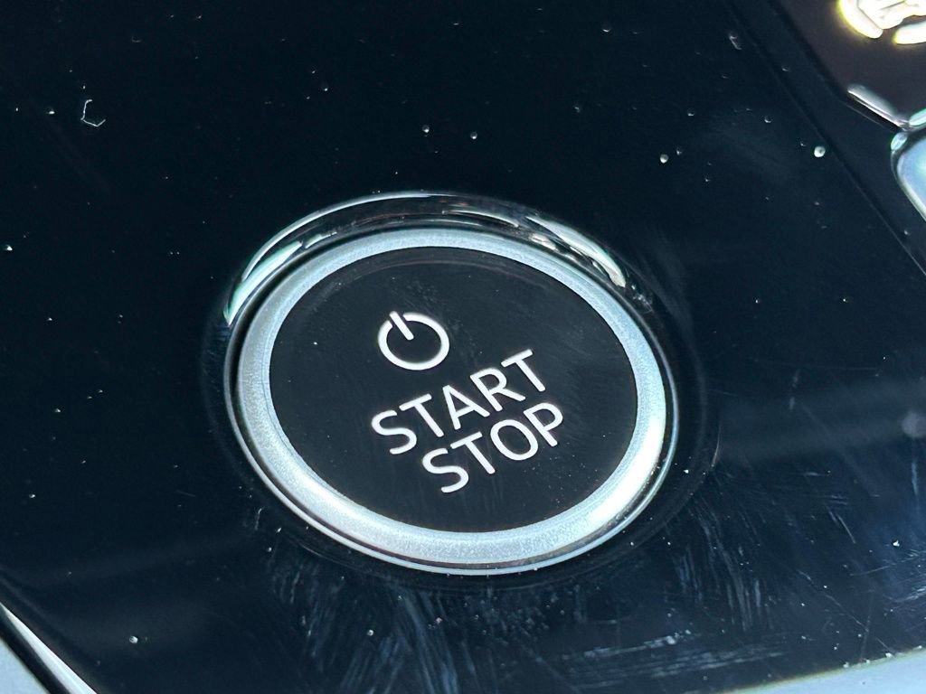 Used 2023 Audi Q4 e-tron Prestige w/ Black Optic Package image 32