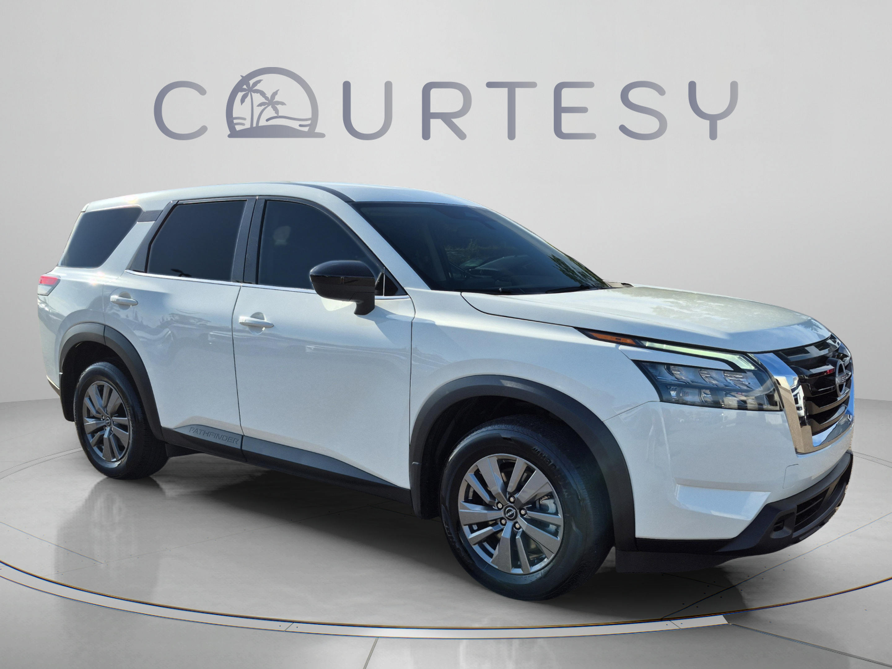 Certified 2025 Nissan Pathfinder S FWD image 9