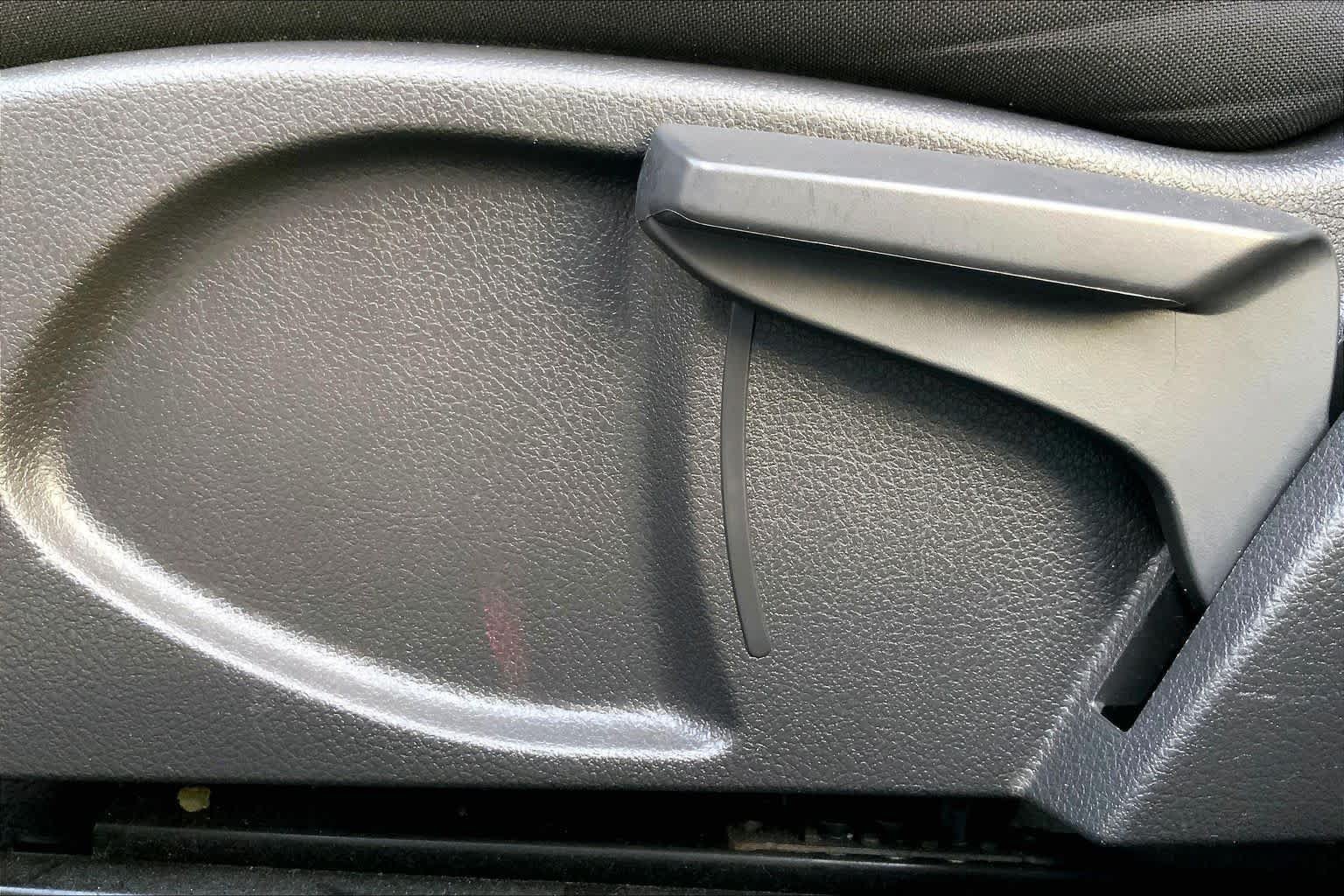 Used 2017 Ford Focus SE FWD image 34