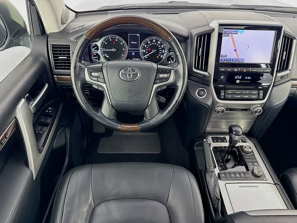 Used 2019 Toyota Land Cruiser image 27