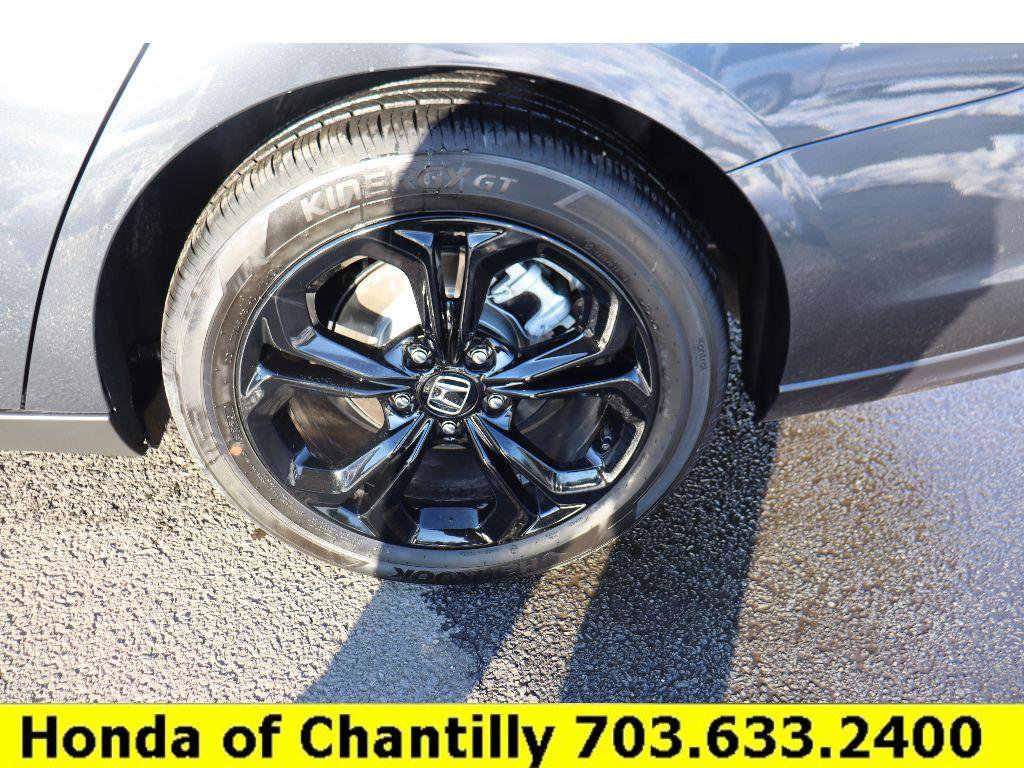 Certified 2025 Honda Accord SE image 29