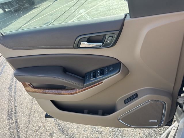 Used 2017 Chevrolet Suburban Premier image 17