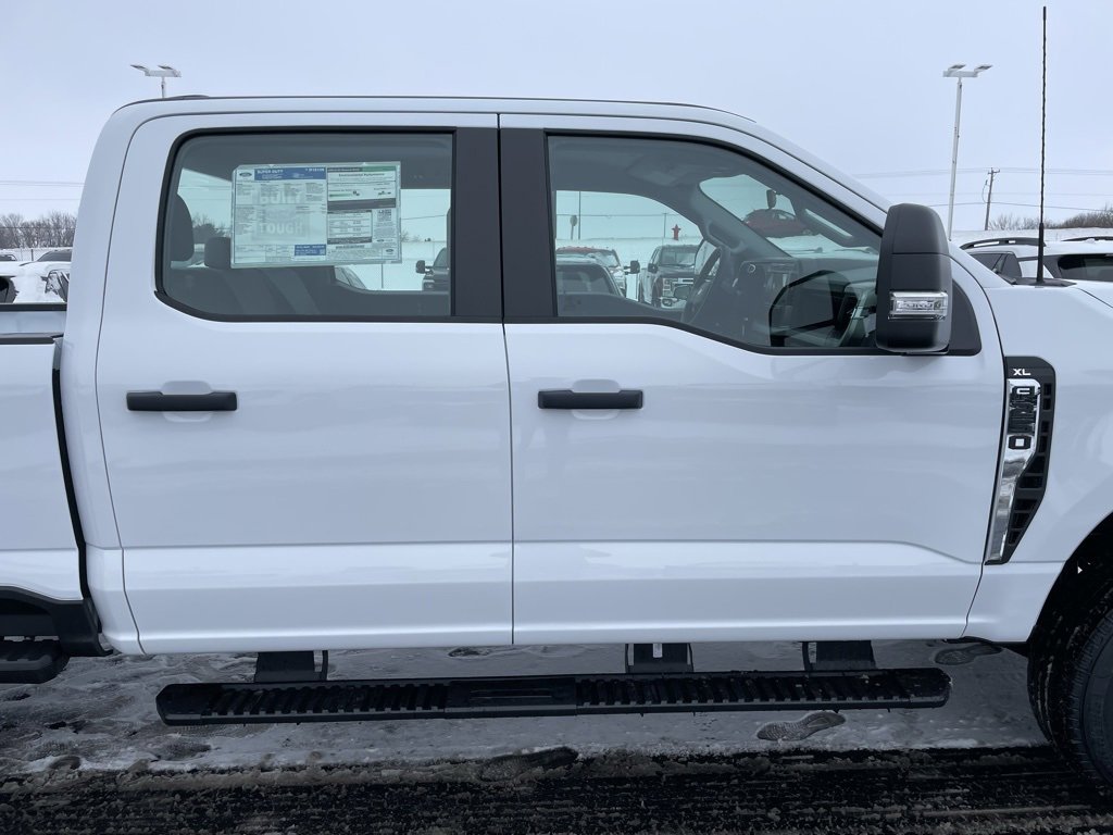 New 2026 Ford F250 XL w/ XL Chrome Package image 27