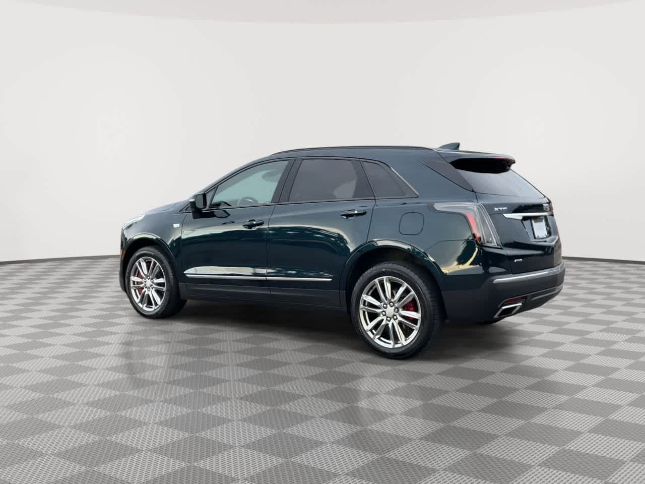 Certified 2024 Cadillac XT5 Sportv AWD/4WD image 6