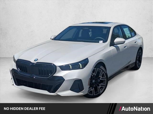 Used 2026 BMW 530i w/ M Sport Package RWD image 1