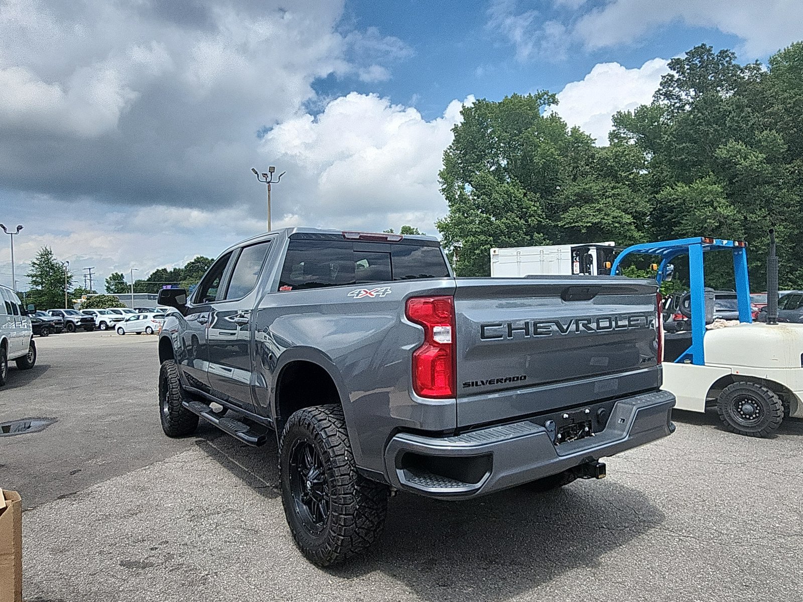 Used 2020 Chevrolet Silverado 1500 RST w/ All-Star Edition AWD/4WD image 3
