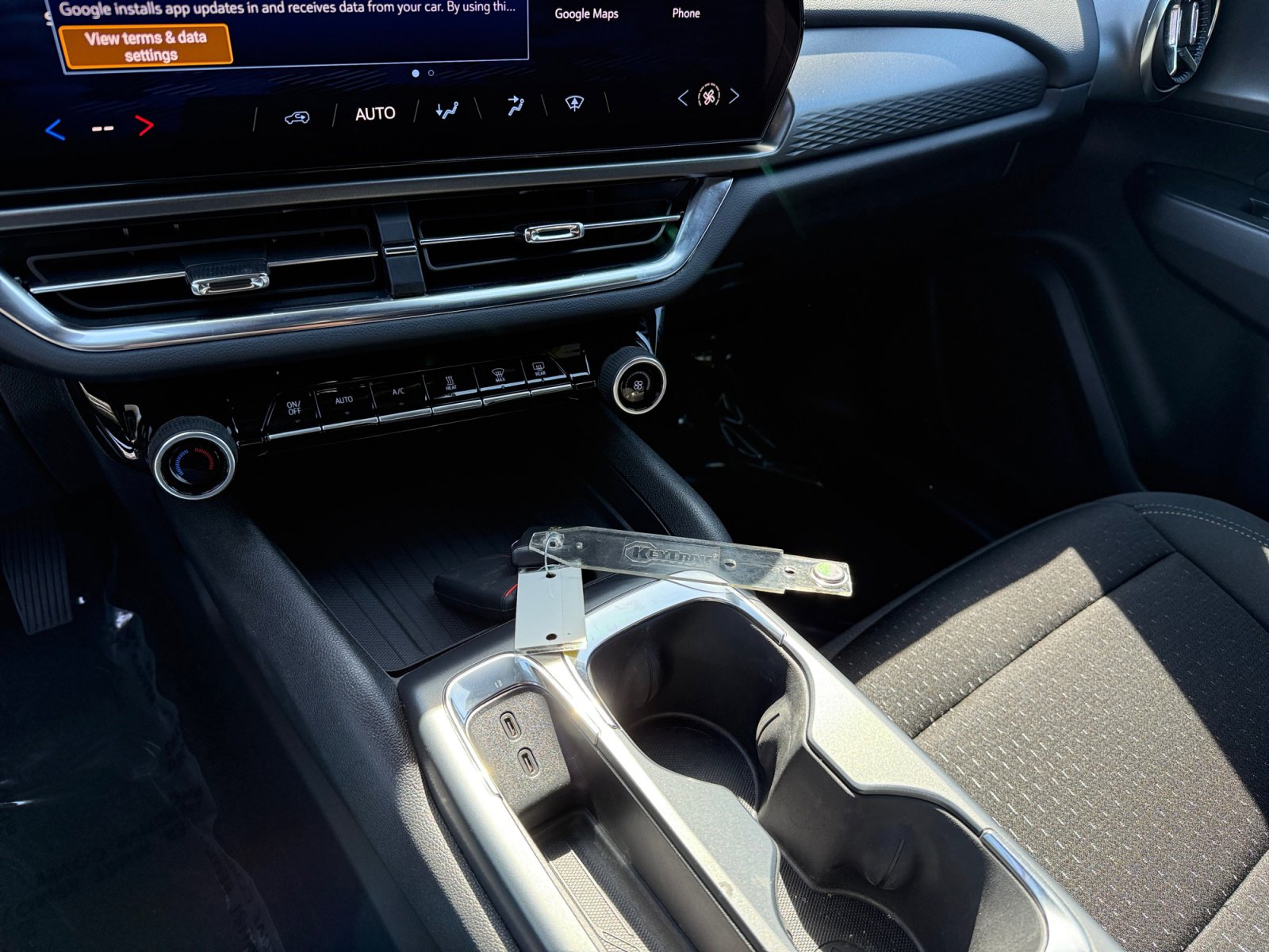 Used 2025 Chevrolet Equinox EV LT image 13