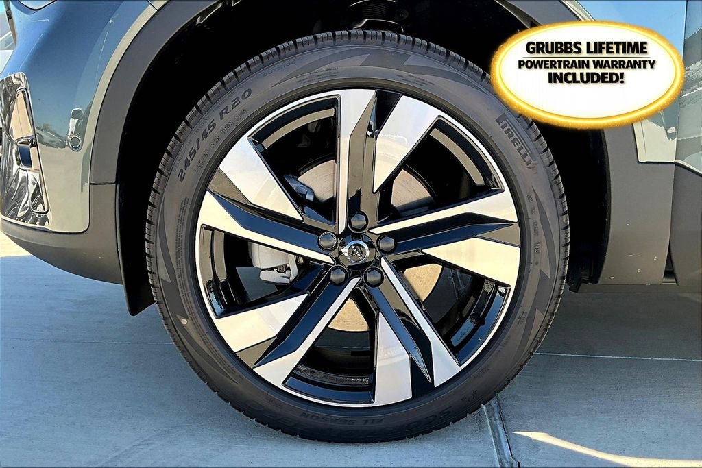 New 2026 Volvo XC40 B4 Plus w/ Protection Package Premier image 21