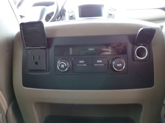 Used 2015 GMC Yukon XL SLE w/ Convenience Package image 14