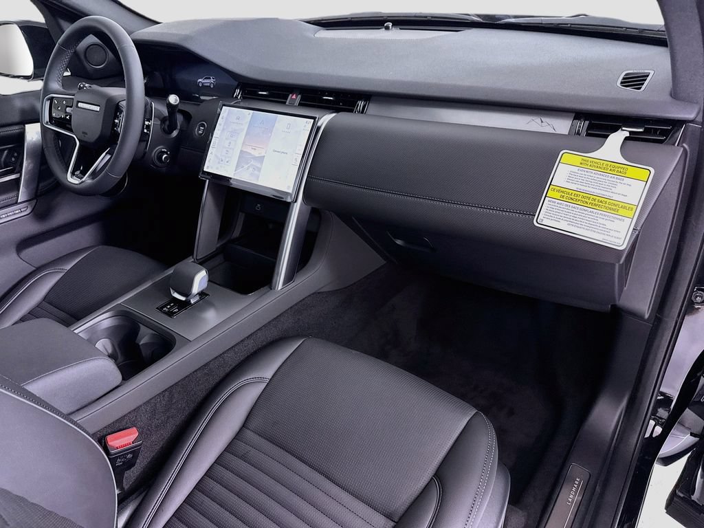 New 2026 Land Rover Discovery Sport Landmark AWD/4WD image 17
