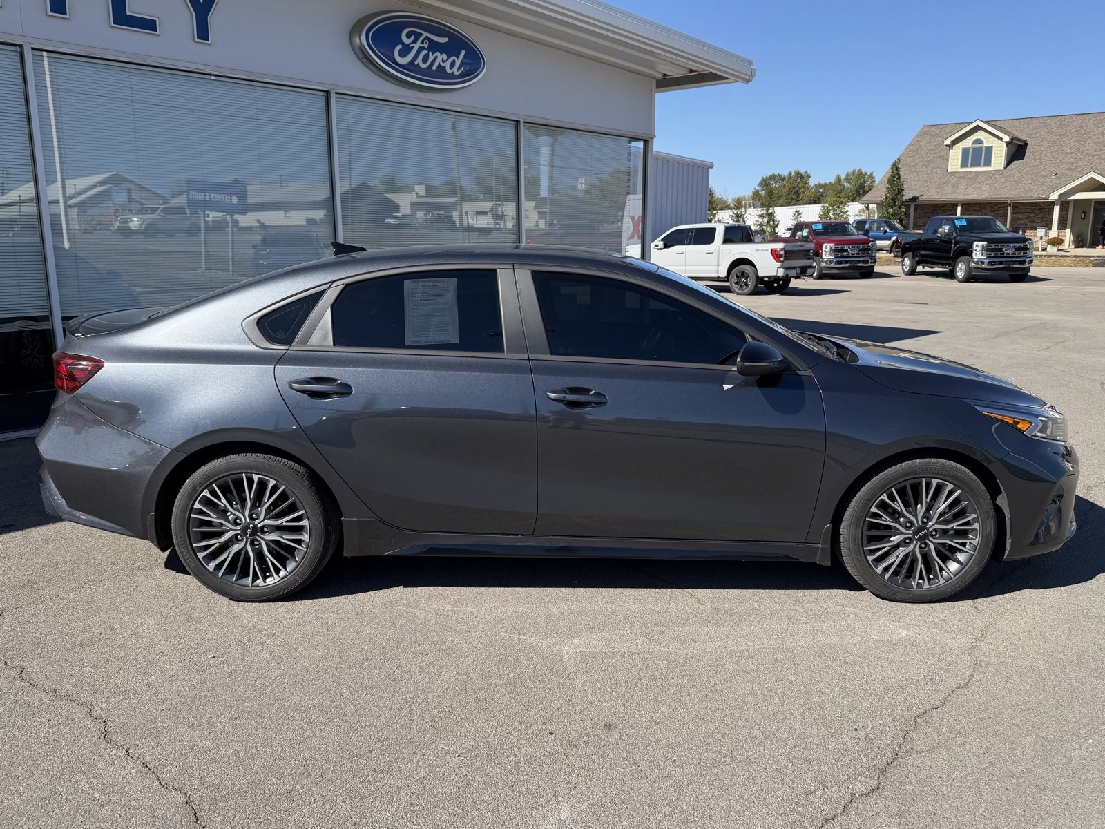 Used 2024 Kia Forte GT-Line w/ GT-Line Premium Package image 8