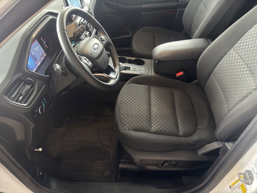 Used 2023 Ford Escape Active image 7