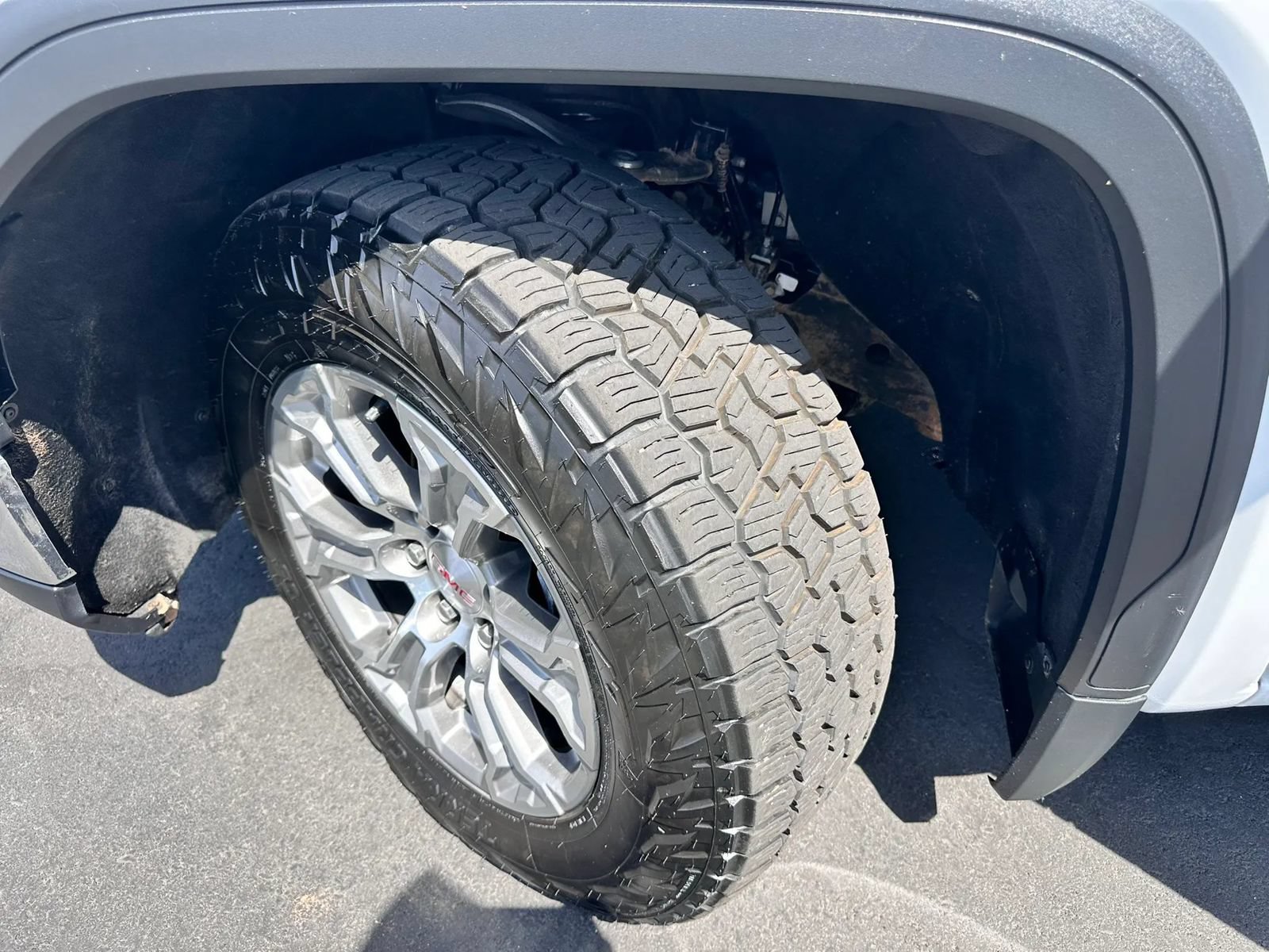 Used 2023 GMC Sierra 1500 SLE AWD/4WD image 25