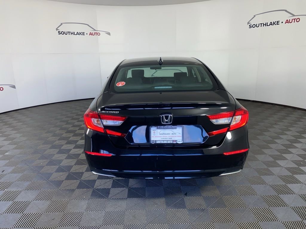 Used 2018 Honda Accord LX image 8