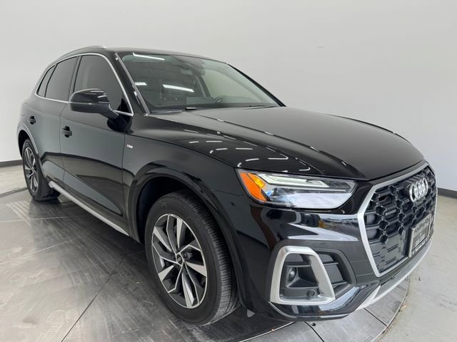 Used 2023 Audi Q5 2.0T Premium Plus w/ Premium Plus Package AWD/4WD image 1