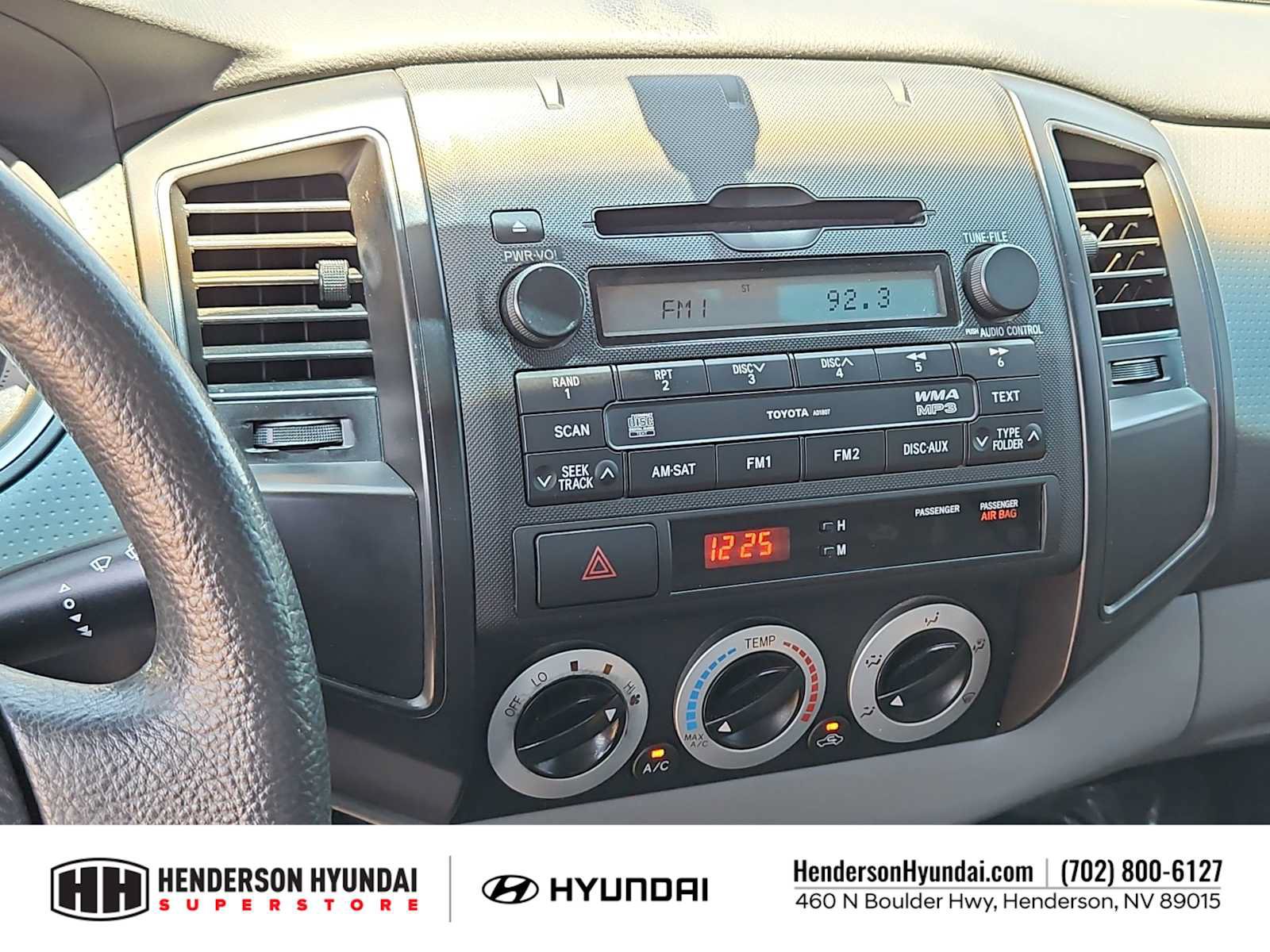 Used 2011 Toyota Tacoma 2WD Regular Cab image 21