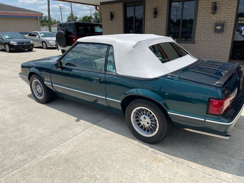 Used 1990 Ford Mustang LX RWD image 15