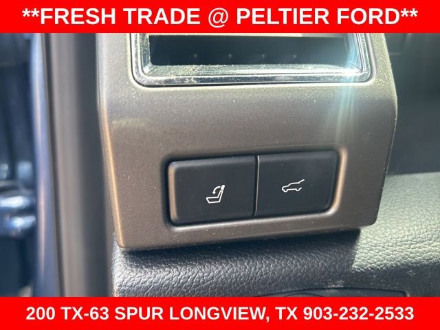 Used 2019 Ford Expedition XLT w/ Equipment Group 202A RWD image 8