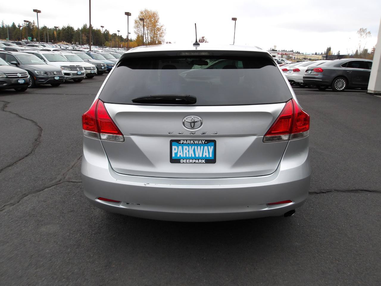 Used 2011 Toyota Venza FWD image 4