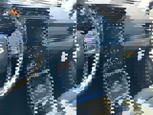 New 2026 GMC Terrain AT4 w/ LPO, Floor Liner Package image 19