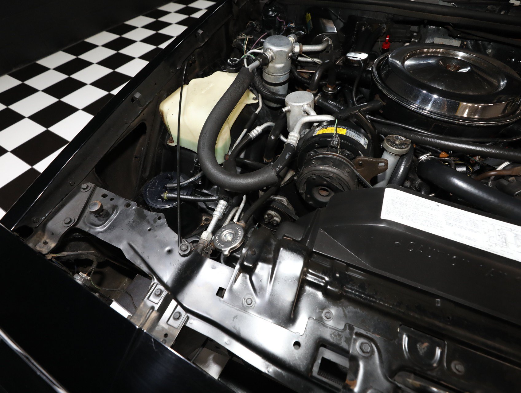 Used 1987 Oldsmobile Cutlass Supreme Salon RWD image 72