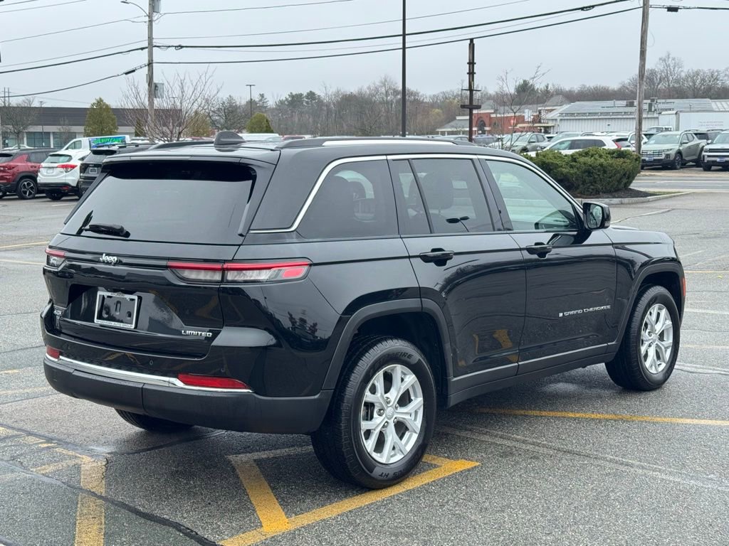 Used 2023 Jeep Grand Cherokee Limited image 6