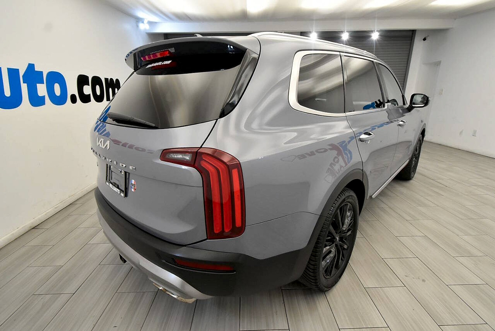 Used 2022 Kia Telluride SX w/ SX Prestige Package AWD/4WD image 5