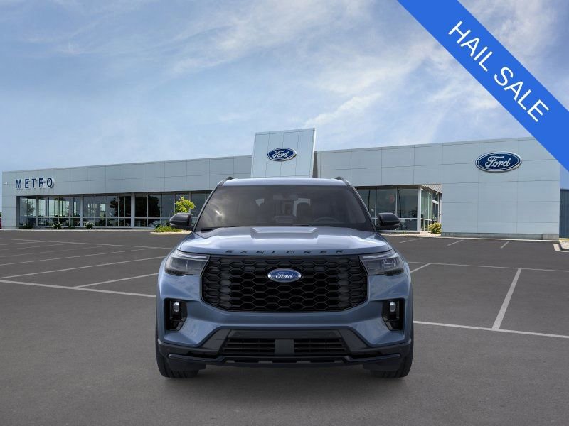 New 2026 Ford Explorer ST-Line w/ ST-Line Street Pack AWD/4WD image 6