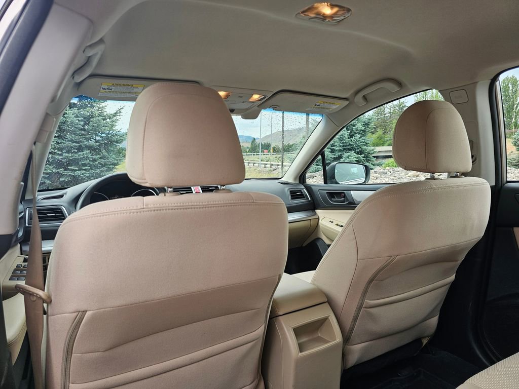 Used 2019 Subaru Outback 2.5i AWD/4WD image 18