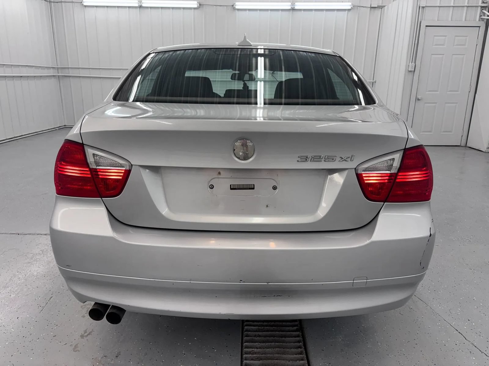 Used 2006 BMW 325xi Sedan AWD/4WD image 4