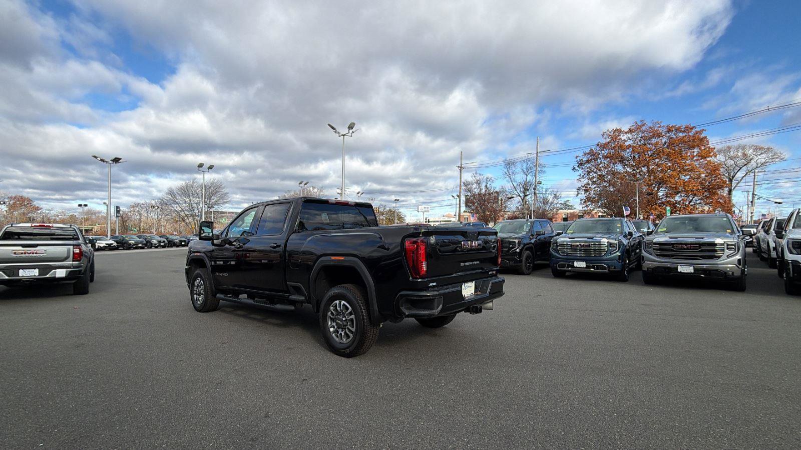 Certified 2023 GMC Sierra 2500 AT4 image 5