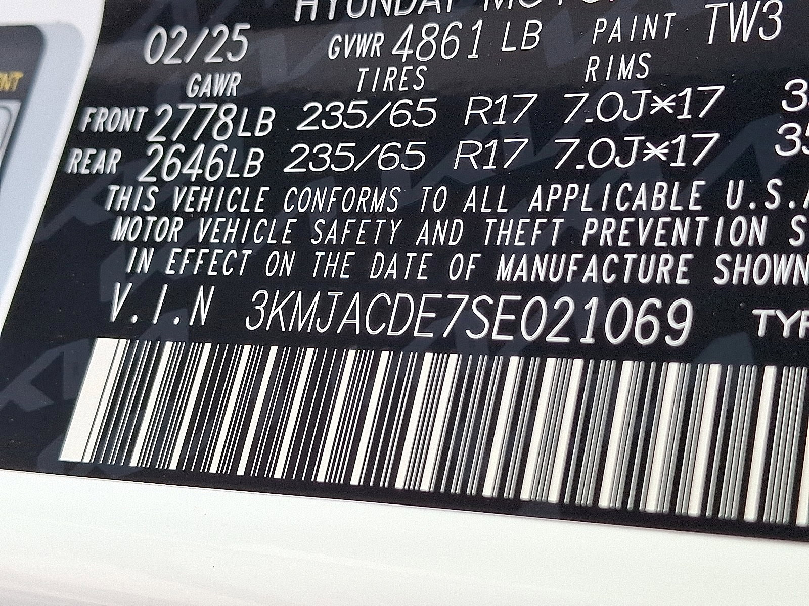 Certified 2025 Hyundai Tucson SE image 16