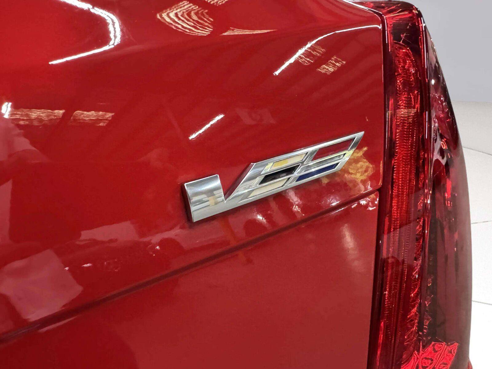 Used 2019 Cadillac ATS V w/ Luxury Package RWD image 21
