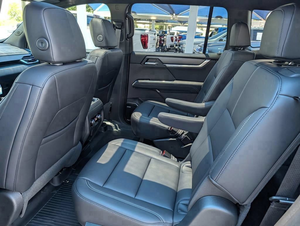 New 2026 GMC Acadia Elevation w/ Elevation Premium Package FWD image 47