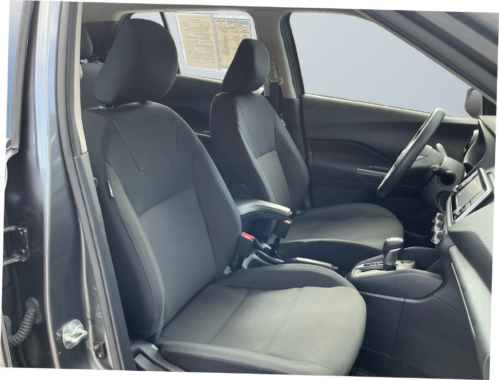 Used 2025 Nissan Kicks Play S FWD image 16