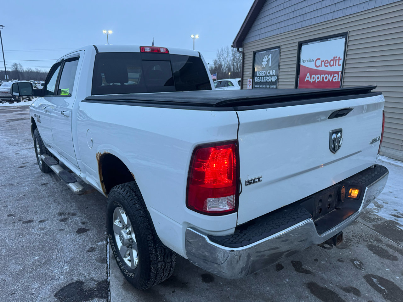 Used 2016 RAM 2500 SLT AWD/4WD image 7
