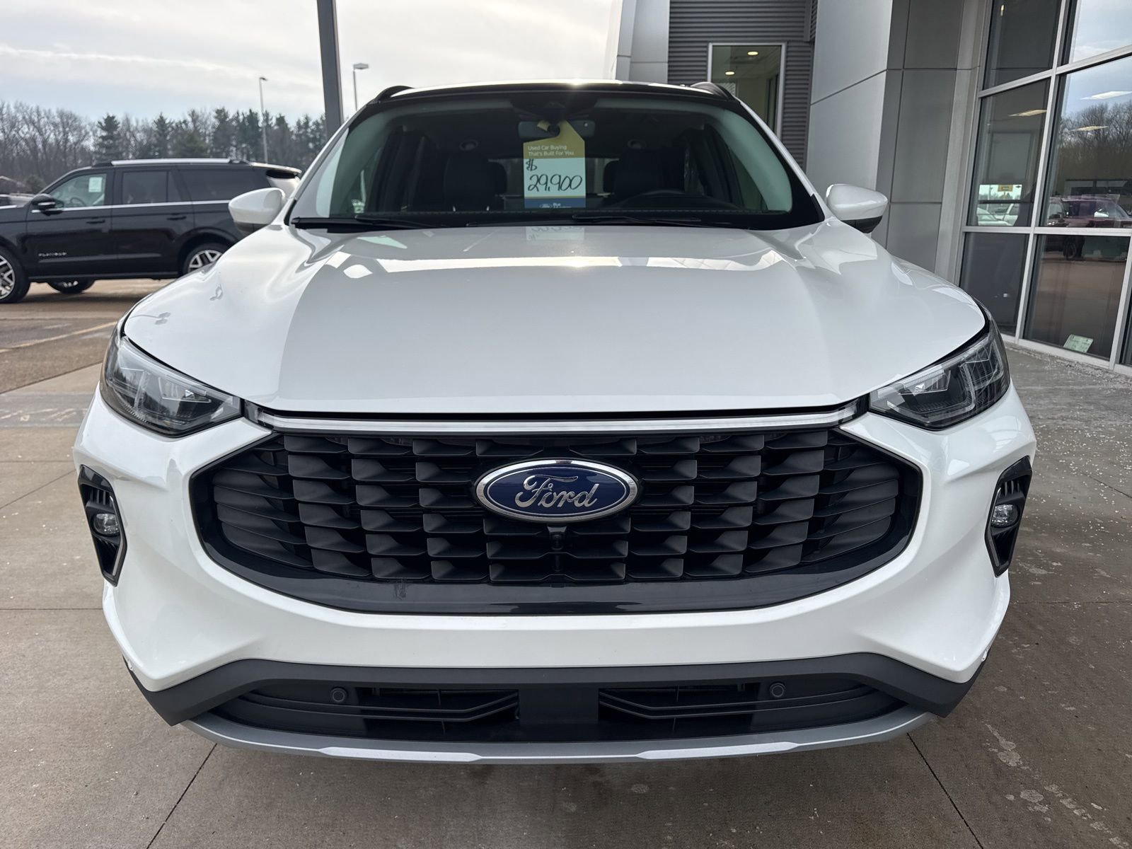 Certified 2024 Ford Escape Platinum w/ Premium Technology Package image 11