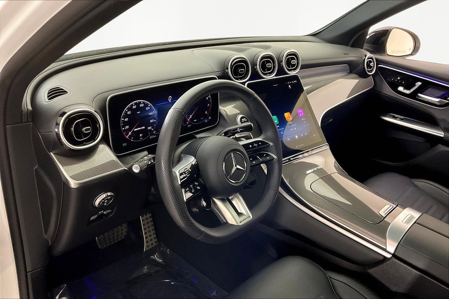 Certified 2025 Mercedes-Benz GLC 43 AMG 4MATIC image 17