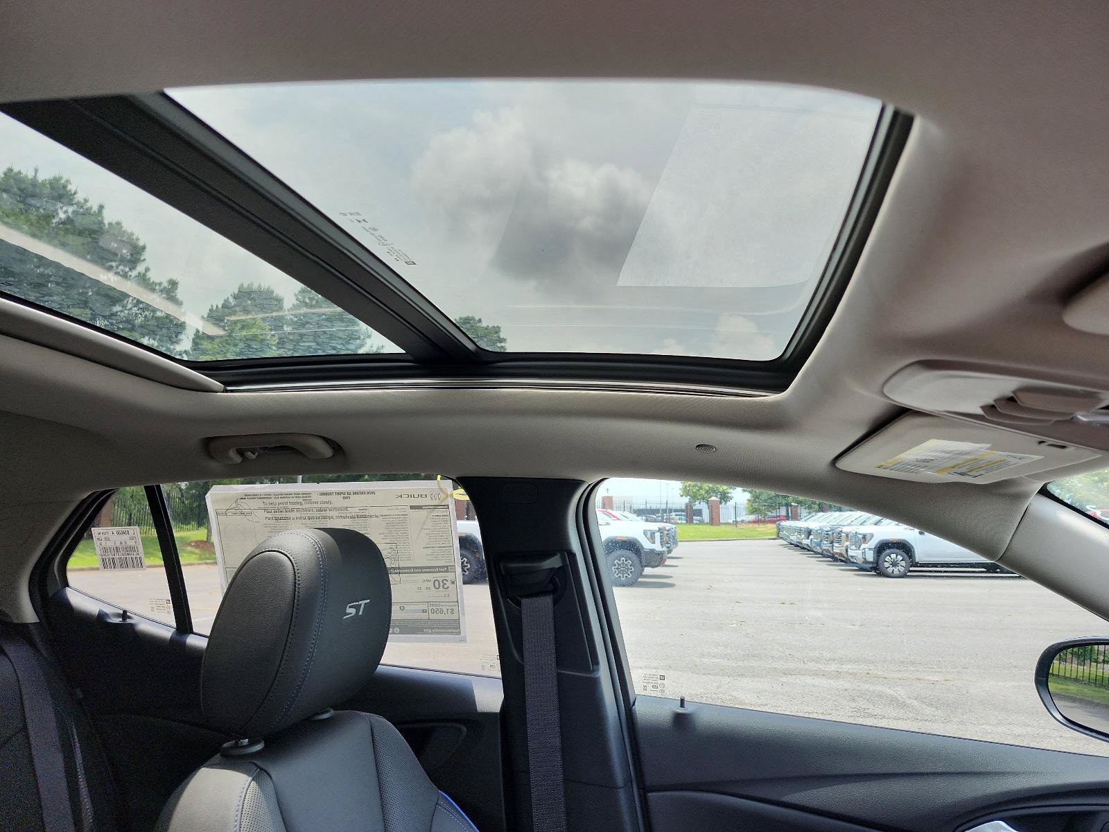 New 2026 Buick Encore GX Sport Touring w/ Advanced Technology Package FWD image 8