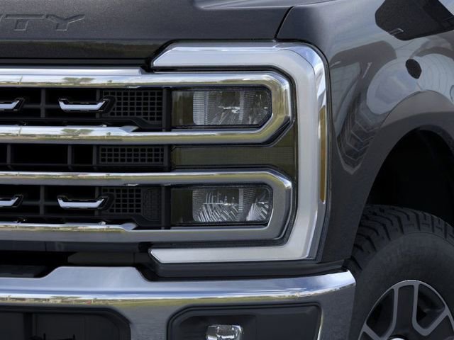 New 2026 Ford F250 Lariat w/ FX4 Off-Road Package image 18