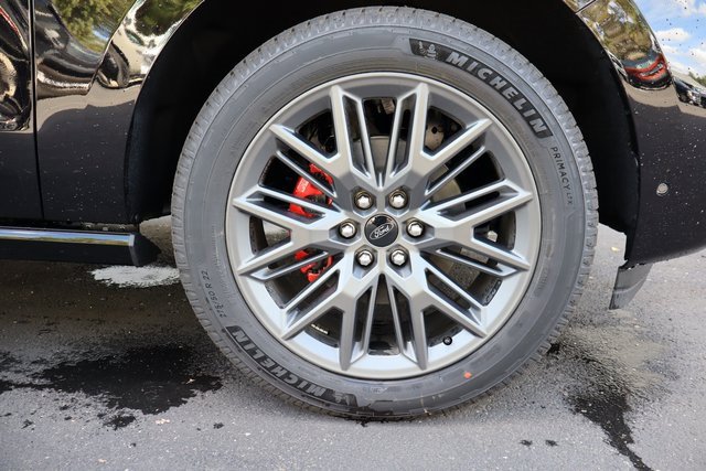 New 2025 Ford Expedition Max Platinum w/ Stealth Performance Package image 14